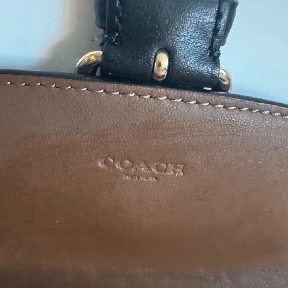 Coach compact bifold